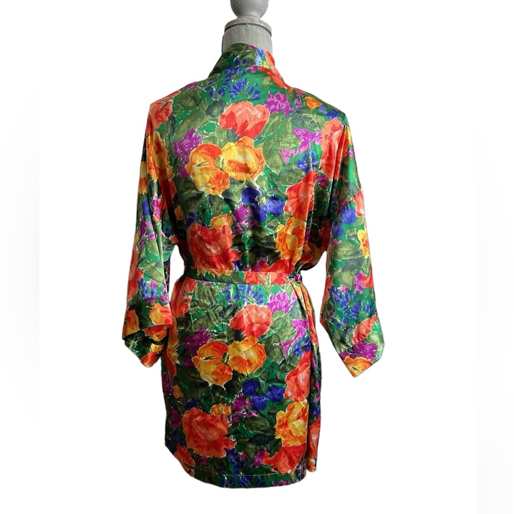 Gold Label Victoria’s Secret Satin Floral Robe - Picture 12 of 15